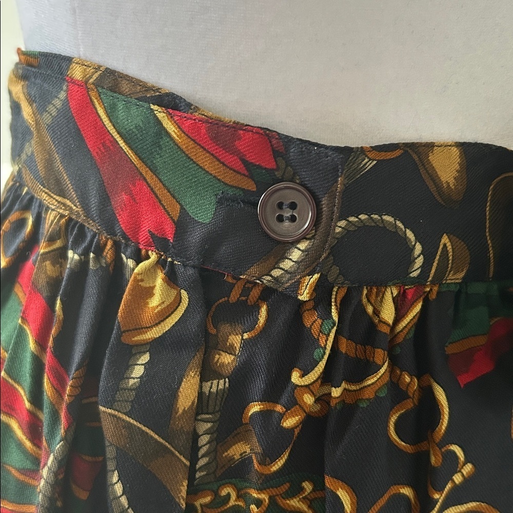 Talbots vintage holiday print red, green and gold  full length skirt.  size 14.‍ - Picture 6 of 6
